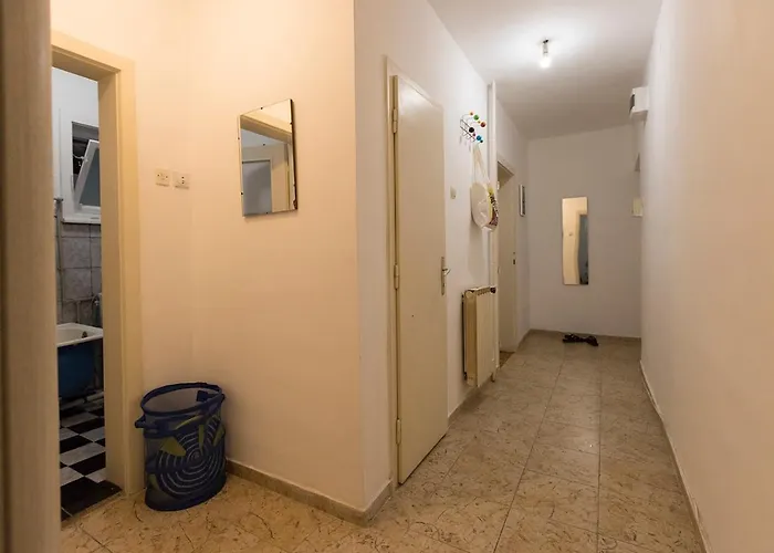 Apartament The Pioneers 2 Skopje