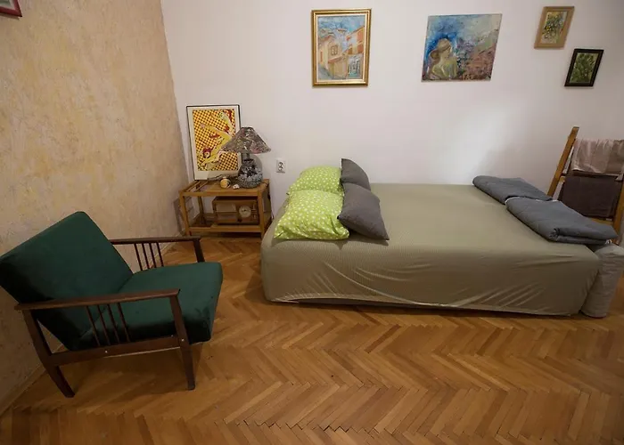 The Pioneers 2 * Skopje